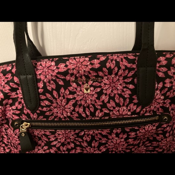 Michael Kors Tote - Picture 2 of 5